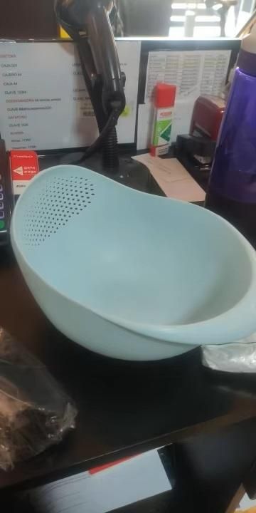 Food Washing Bowl and Strainer (Assorted Color)